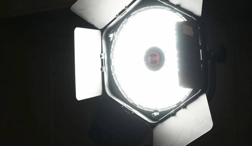 建立品牌粉丝议会！昆山市广告片拍摄公司赋能年轻人参与决策链